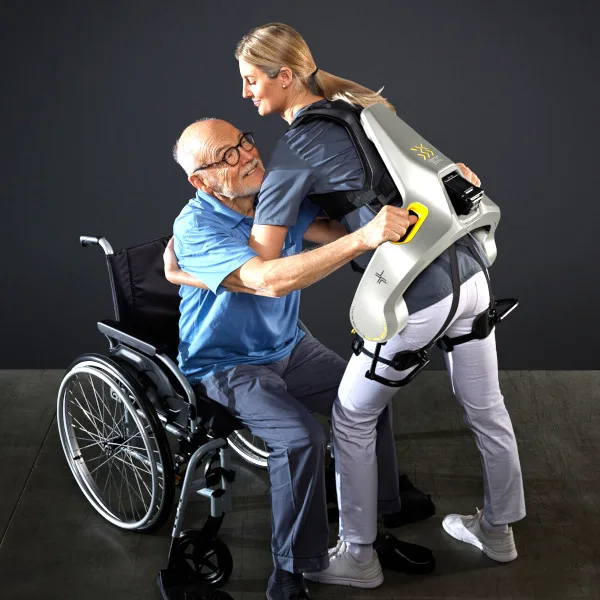 Exoskelett German Bionic Apogee.jpg