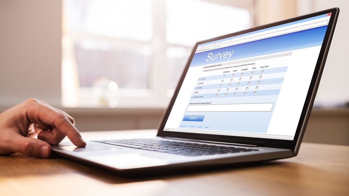 Computer Kalkulation Foto iStock AndreyPopov