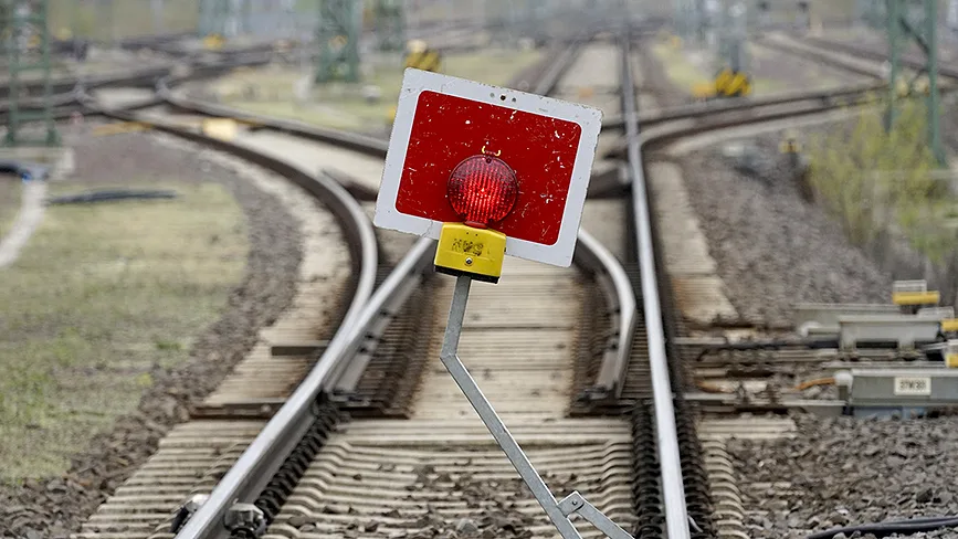 Bahn_Gleissperrung_Foto Deutsche Bahn Volker Emersleben Bahn_Gleissperrung_Foto Deutsche Bahn Volker Emersleben