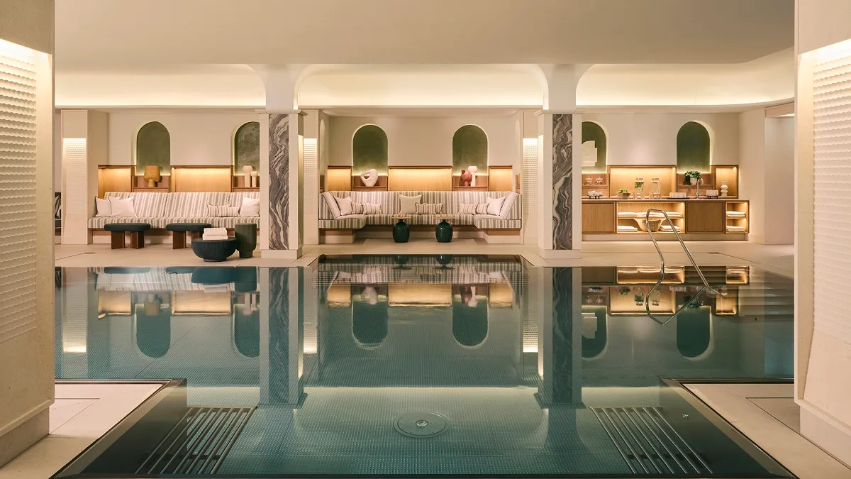 e0a58b50cabd-Rosewood-Munich-Swim-Foto-Davide-Lovatti Rosewood Munich Swim Foto Davide Lovatti