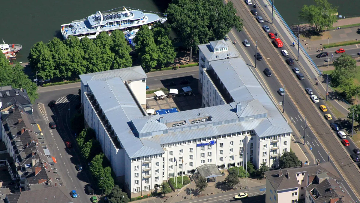 Dorint Hotel Bonn Dorint Hotel Bonn.jpg