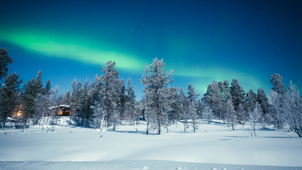 b6cff6e08227-Finnisch-Lappland-Nordlicht-iStock-bluejayphoto-924281832 Finnisch-Lappland Nordlicht