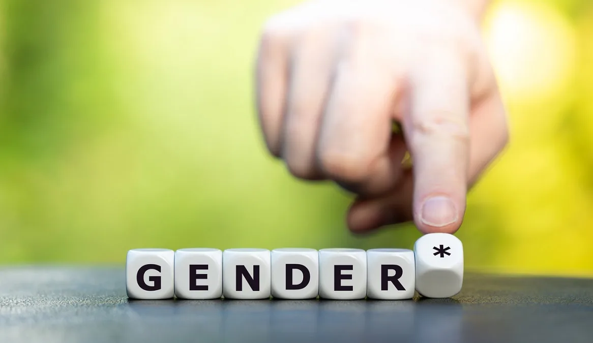 c5c265f0a5b0-Wuerfel-Gender-iStock-Foto-Fokusiert Würfel Gender iStock Foto Fokusiert
