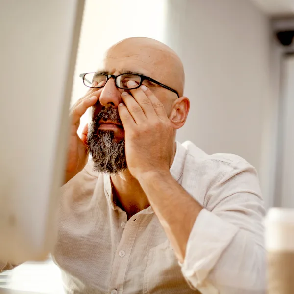 Bildschirmarbeit Augen Computer iStock seb_ra.jpg