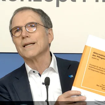 c25845cc9895-Schneider-Bernhard-Hauptgeschaeftsfuehrer-Evangelische-Heimstiftung-PK-Pflegereform Schneider Bernhard Hauptgeschäftsführer Evangelische Heimstiftung PK Pflegereform.jpg
