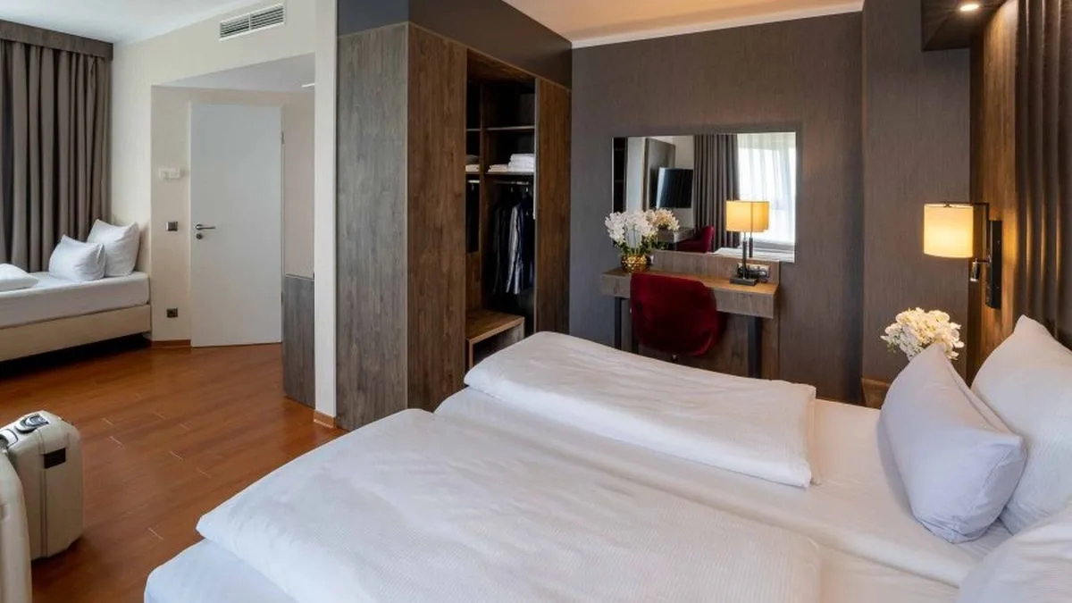de3b0214a8c4-Plaza-Hotel-Neu-Ulm-Foto-Plaza-Hotel Plaza Hotel Neu-Ulm Foto Plaza Hotel