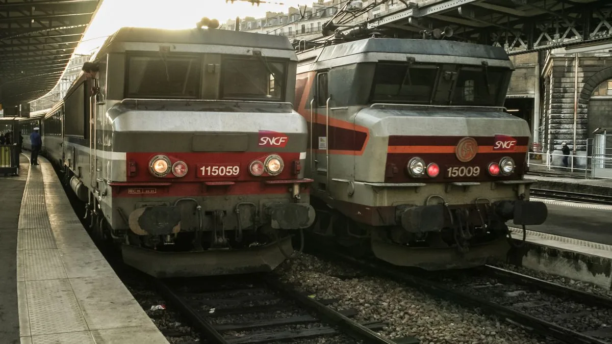 126dca258894-Frankreich-Paris-Bahnhof-Gare-est-SNCF-Foto-iStock-Balkans-Cat Frankreich Paris Bahnhof Gare est SNCF Foto iStock Balkans Cat