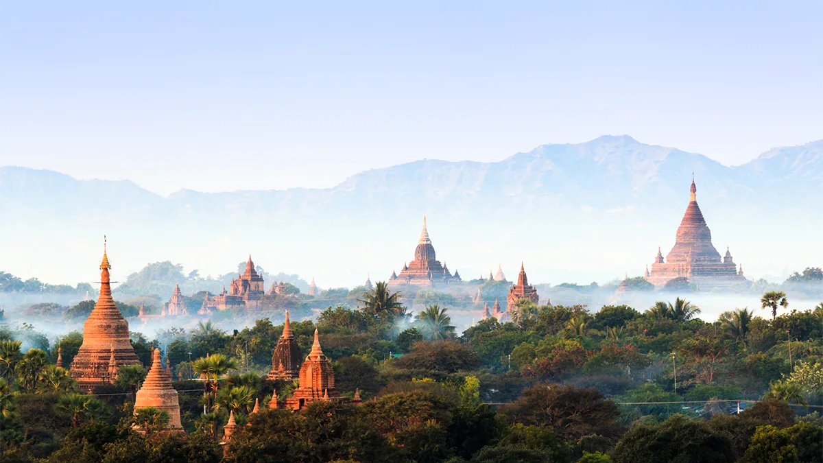 Myanmar Bagan iStock lkunl-498110145 Bagan