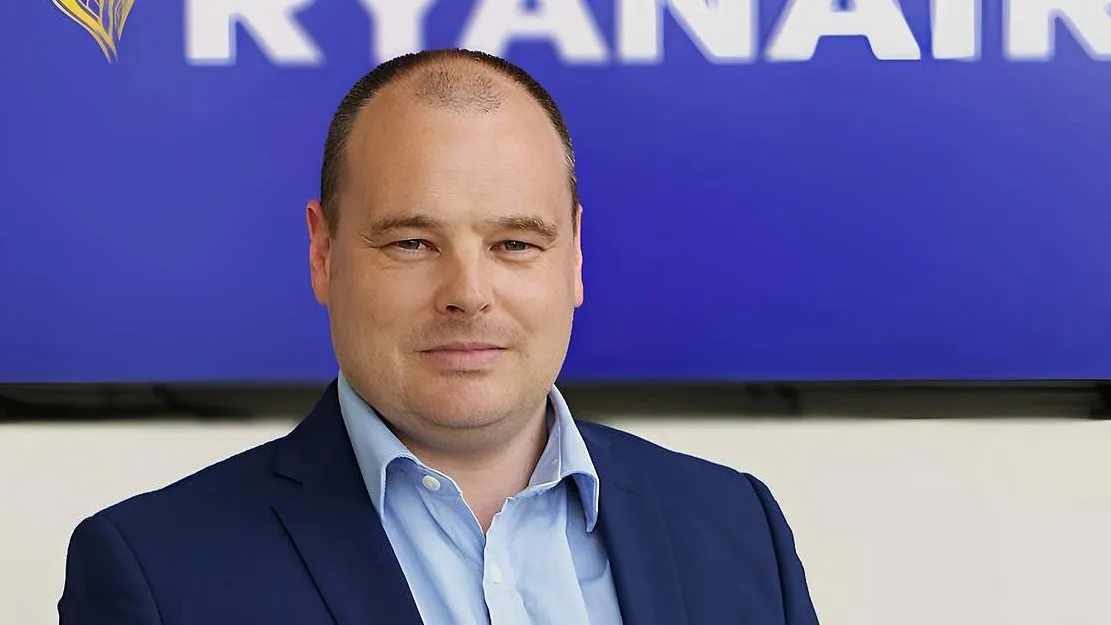 cd246912b1a0-Brady-Dara-Ryanair Brady Dara
