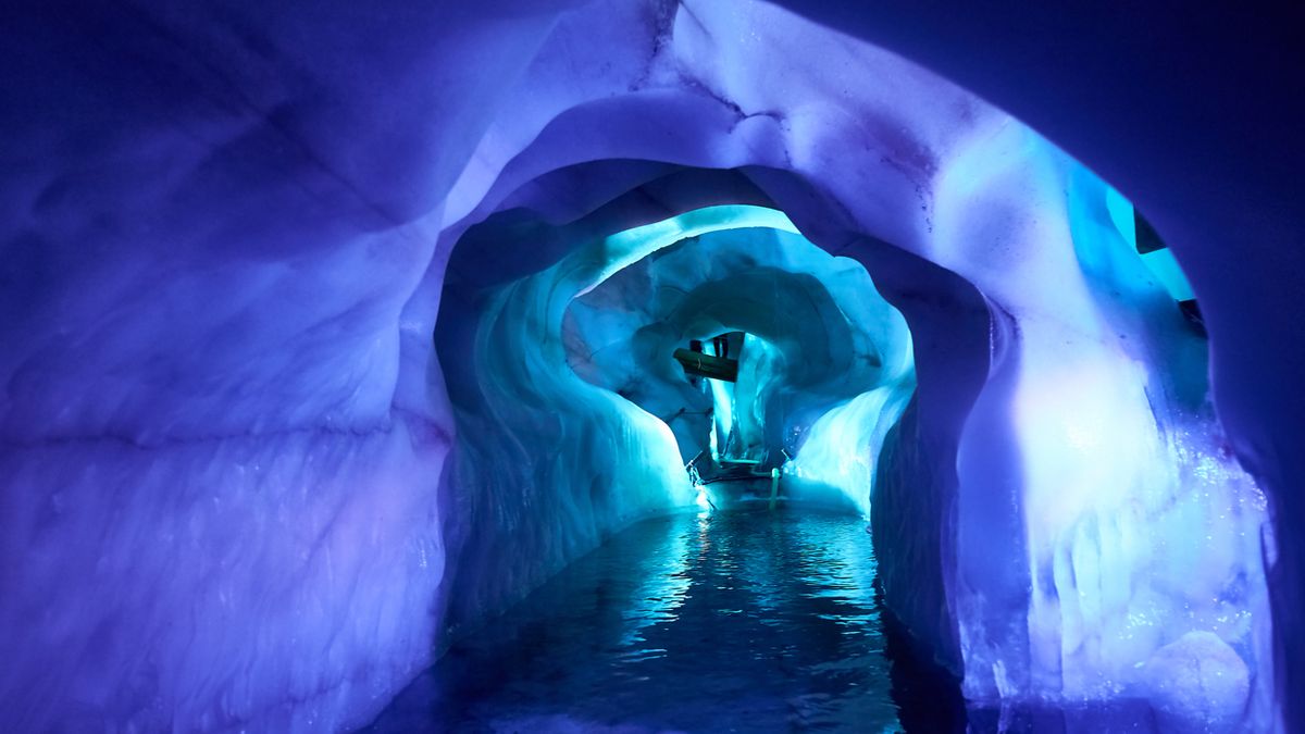 Österreich Hintertux Eishöhle Foto iStock Marako85