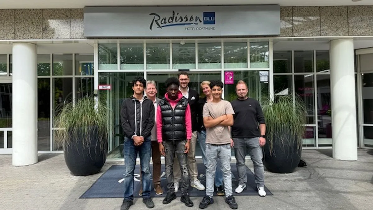 0e59276c5ab3-Radisson-Blue-Dortmund-Bidlungspartnerschaft-Foto-Pandox-Radisson-Blu Radisson Blue Dortmund Bildungspartnerschaft Foto Pandox Radisson Blu
