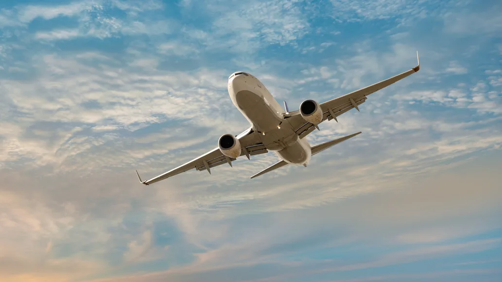 1578d7860a50-Flugzeug-iStock-murat4art-1526986072 Flugzeug