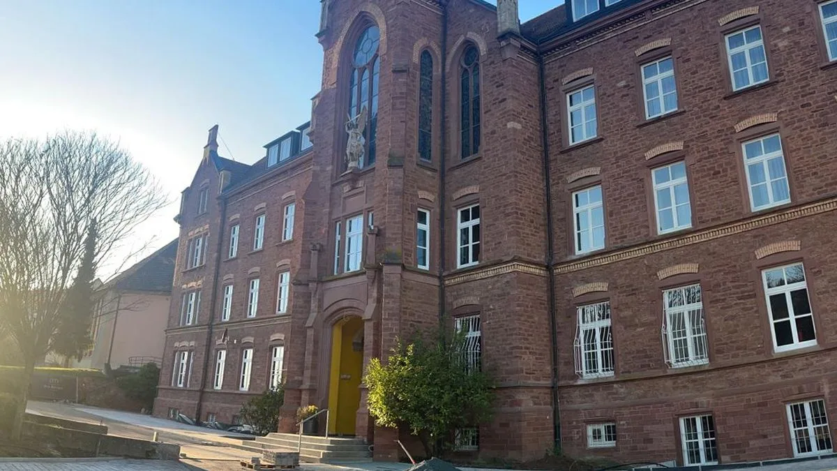 Das-Bischof Tauberbischofsheim Foto Das Bischof Das-Bischof Tauberbischofsheim Foto Das Bischof