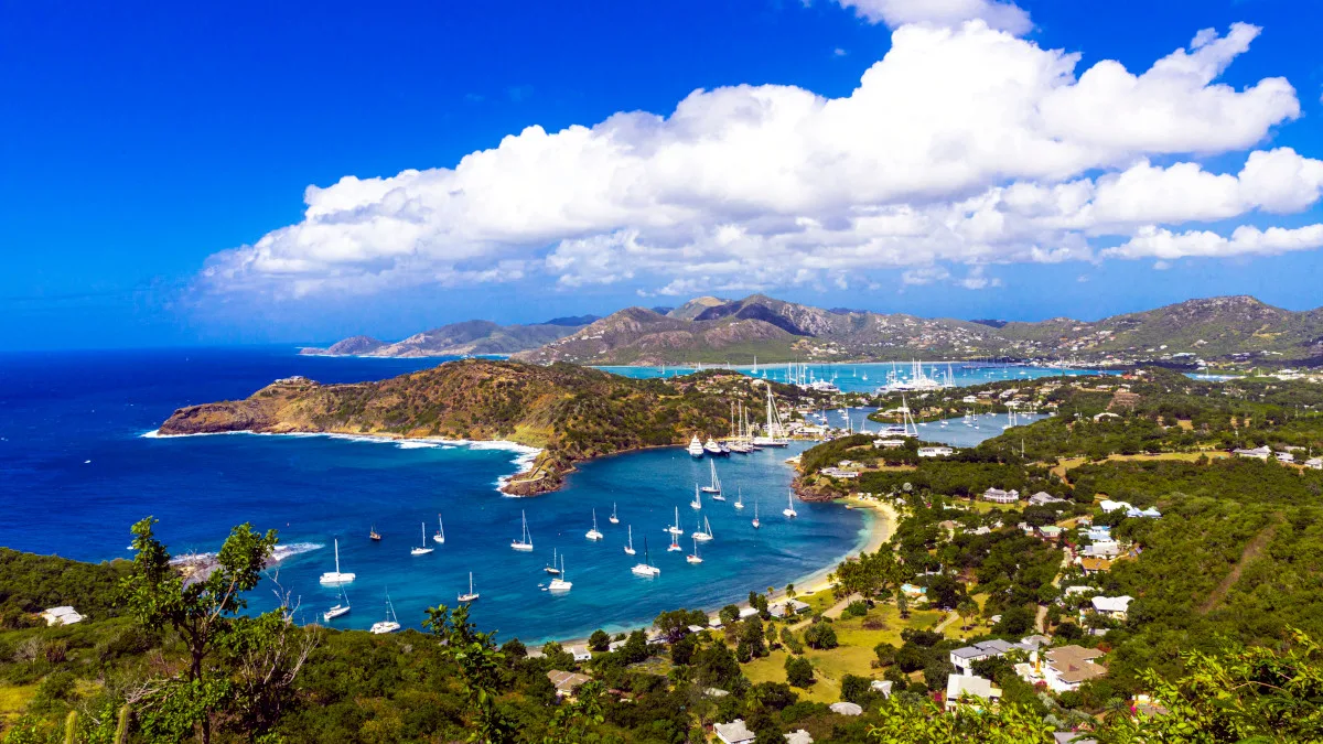 56fa2d7e56b7-Antigua-und-Barbuda-Tourism-Authority-Strand Antigua und Barbuda Tourism Authority Strand.jpg