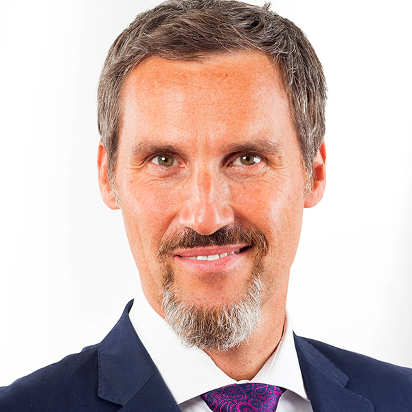 Leschonsky Goetz Vorsitzender Geschaeftsfuehrung Kursana.jpg