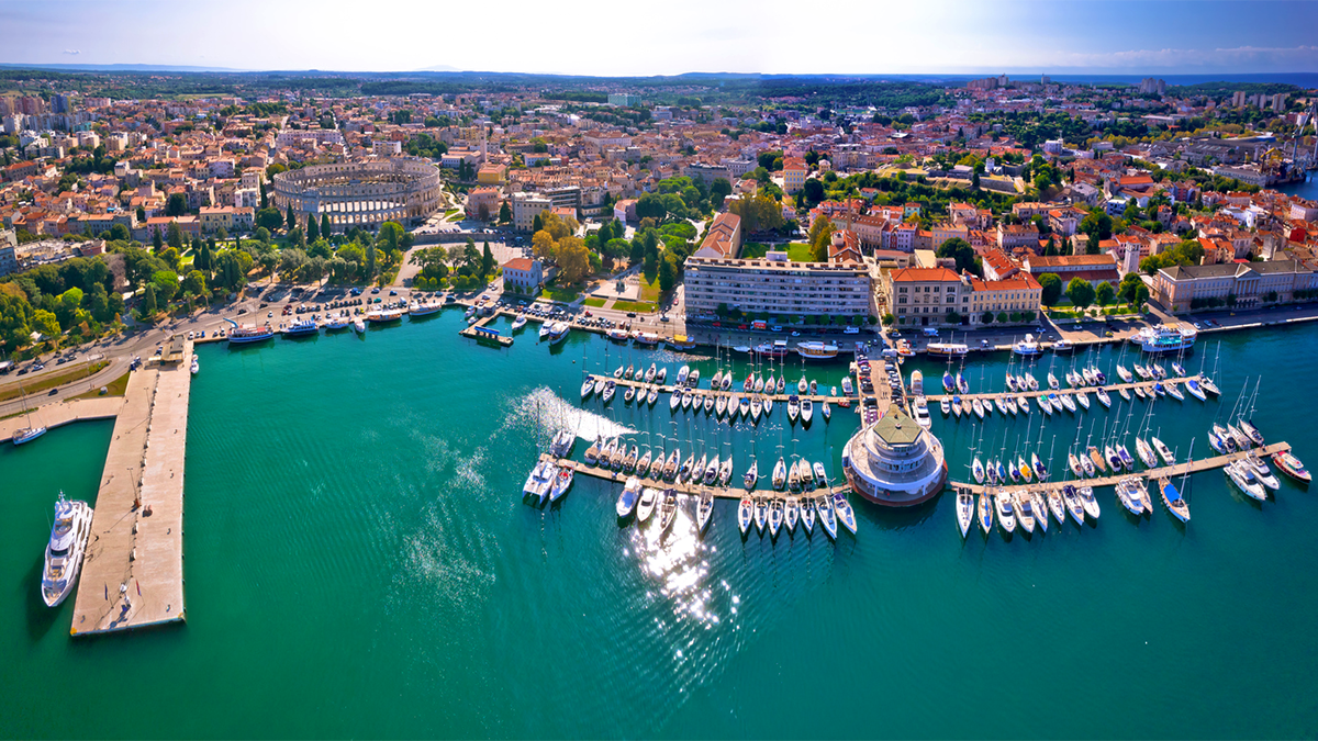 Pula