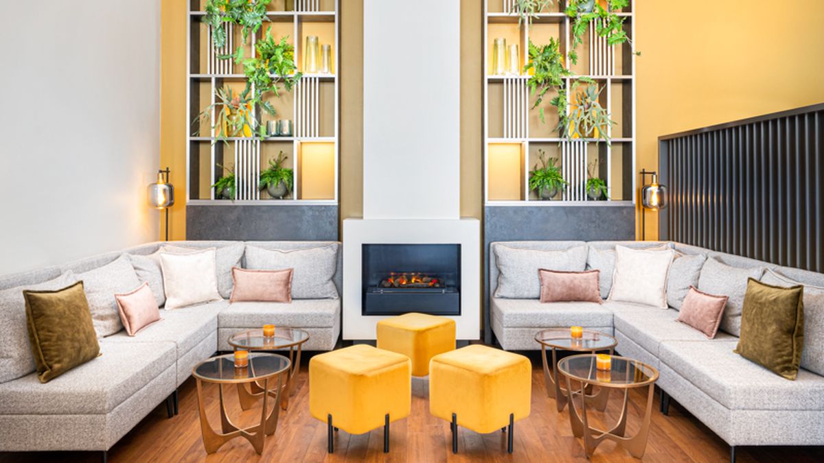 Leonardo Hotel Salzburg Airport Lobby Foto Leonardo Hotels