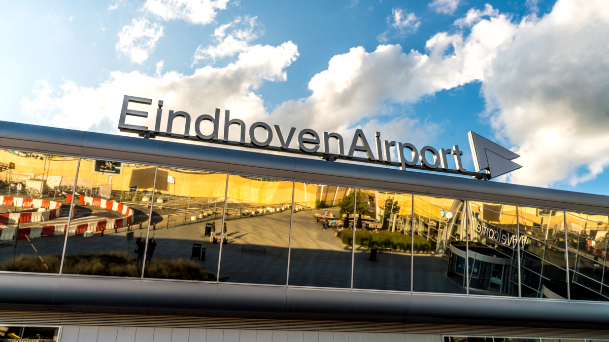 Flughafen Eindhoven iStock ivotheeditors.jpg