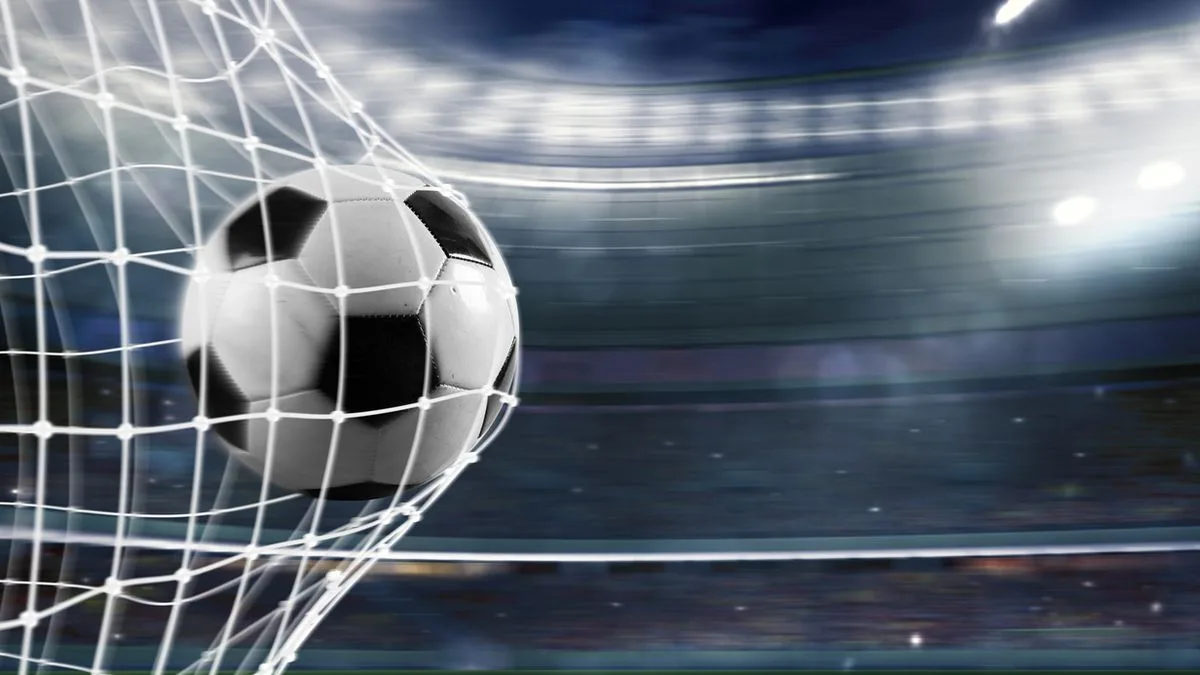 Tor Fußball Fußballtor Foto iStock alphaspirit Tor Fußball Fußballtor Foto iStock alphaspirit