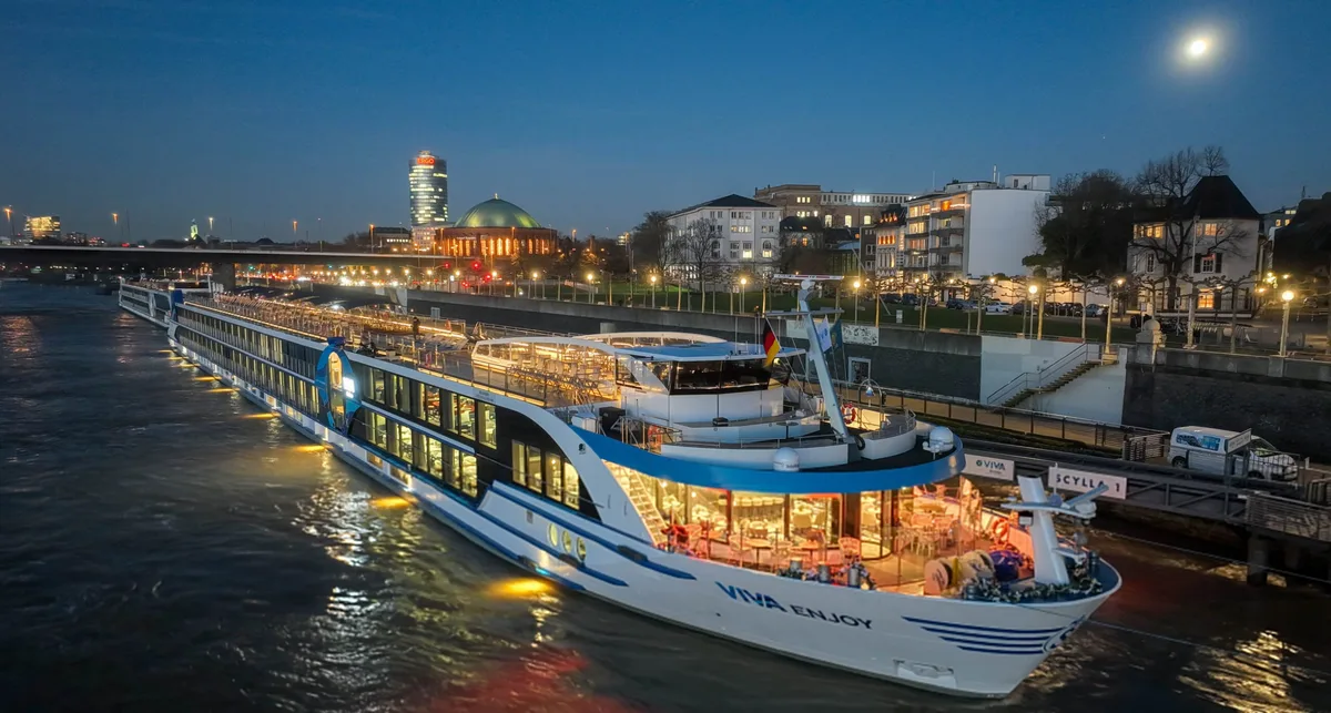 4912b9797f63-Viva Viva Cruises Düsseldorf Flusskreuzfahrt