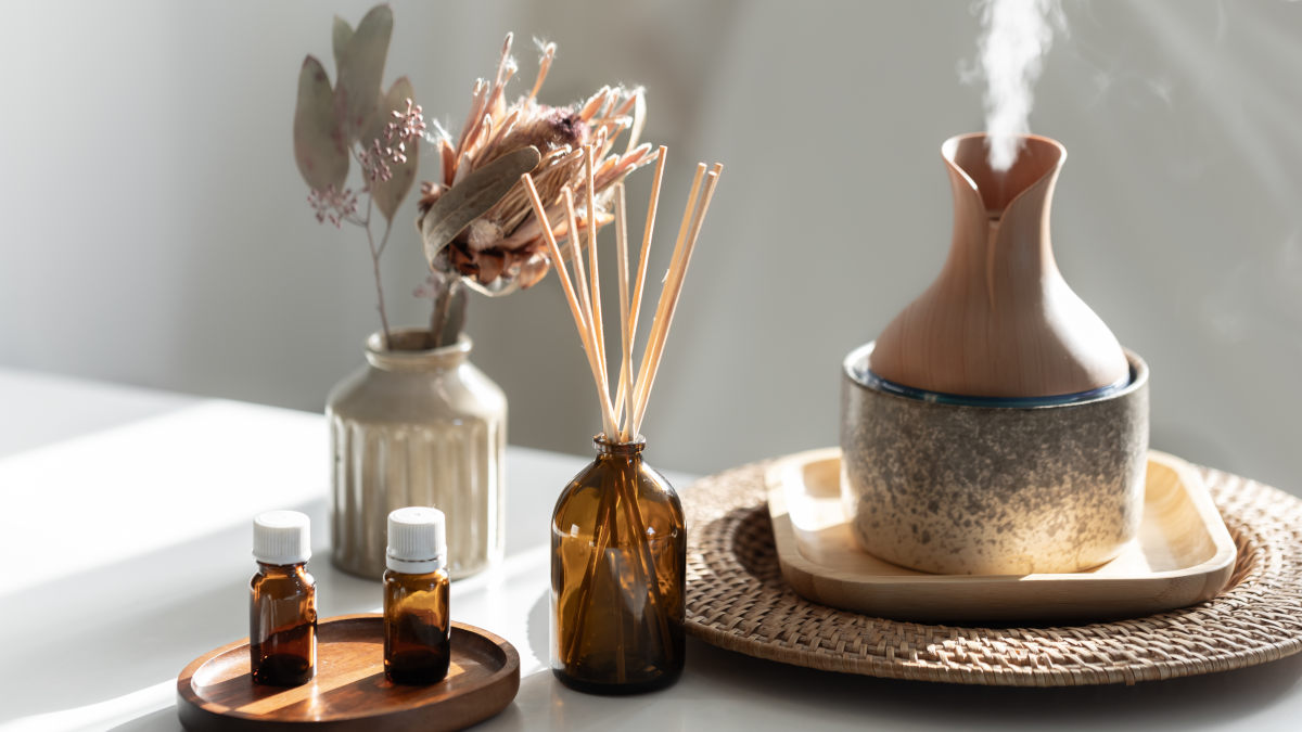 Von dem Preisgeld kaufen die Seniorenzentren unter anderem Duftkerzen und Aromaöle