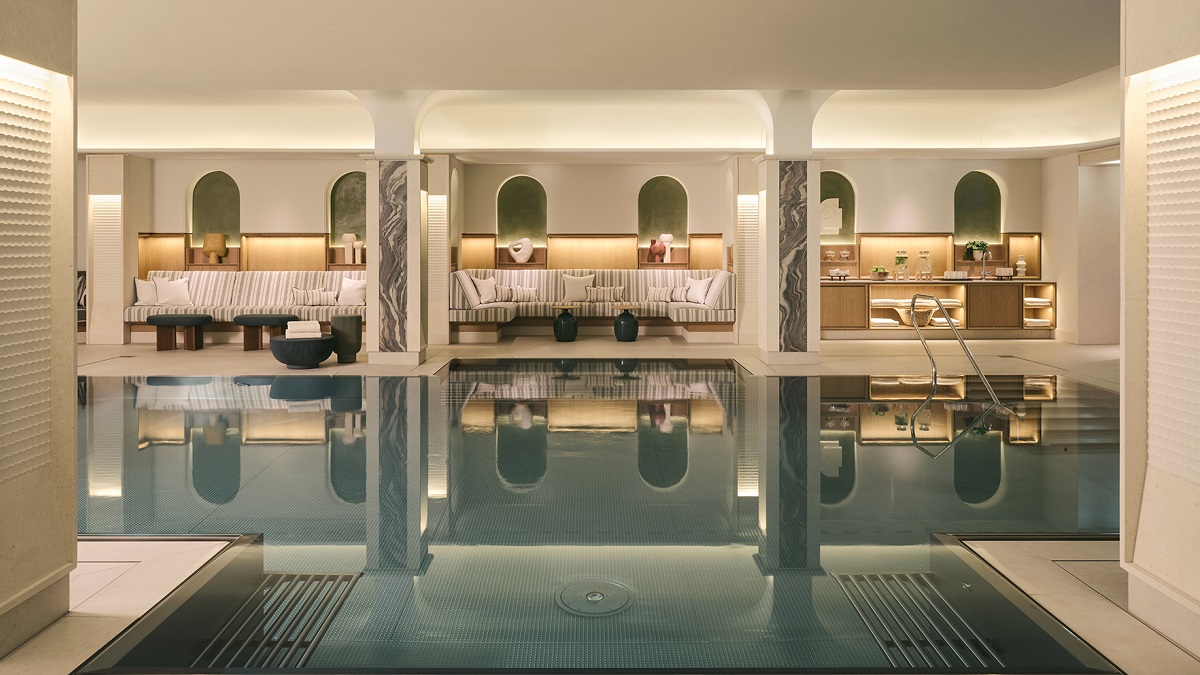 Rosewood Munich Swim Foto Davide Lovatti