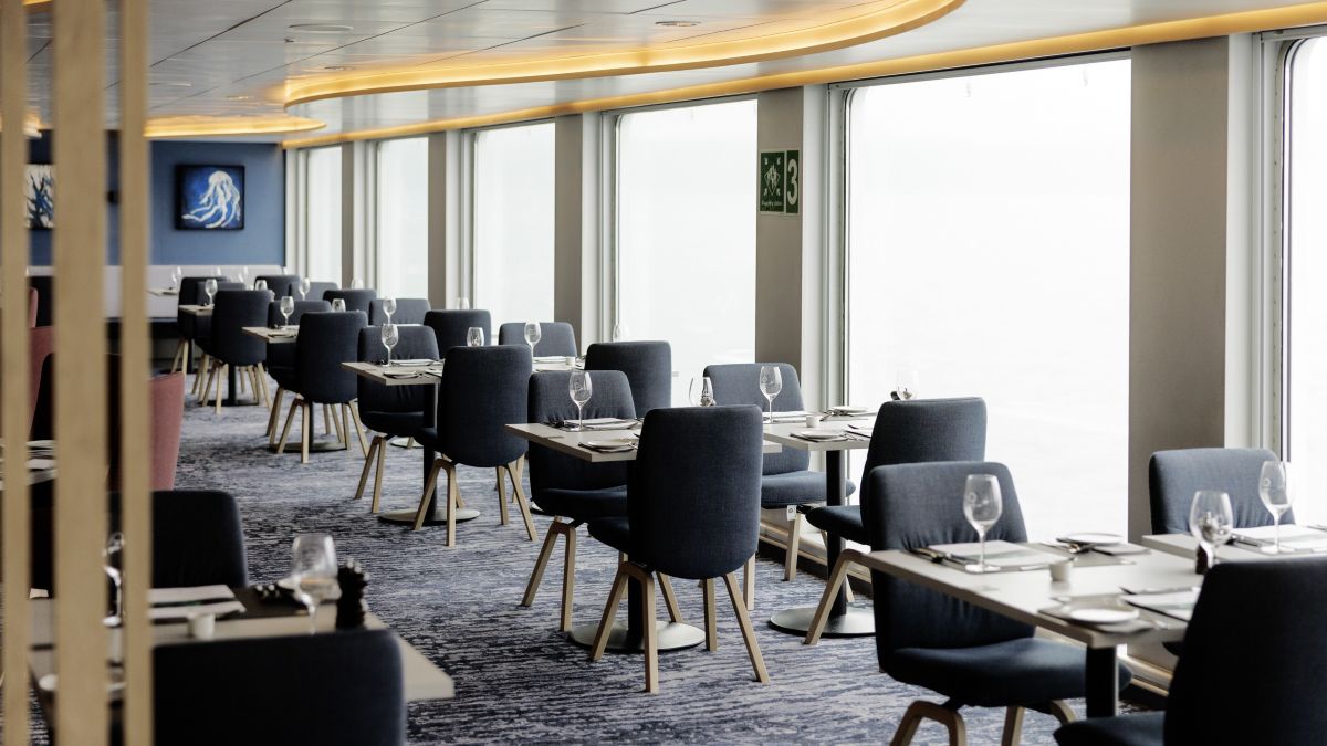 Im Restaurant Havrand kann man ein À-la-carte-Menü genießen