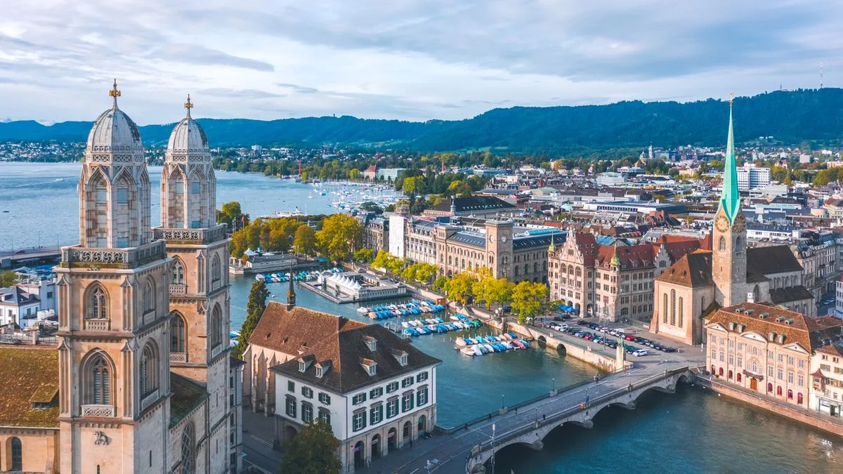 945e165bee5b-Zuerich-Foto-iStock-taranchic Schweiz Zürich Foto iStock taranchic