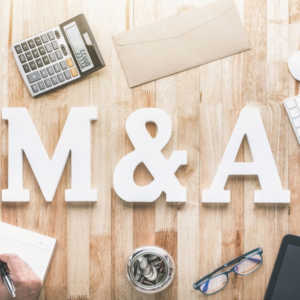 Übernahme Firmenkauf Foto iStock Atstock Productions