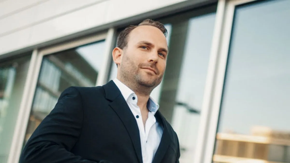 7f9b0bf280ab-Hendrik-Kuhlmann-Experte-Kurzzeitvermietung-Foto-Hendrik-Kuhlmann- Hendrik Kuhlmann Experte Kurzzeitvermietung Foto Hendrik Kuhlmann