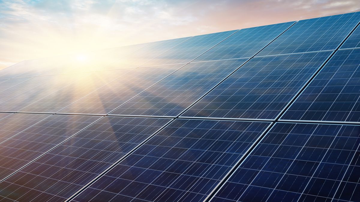 Solarenergie Umweltschutz Nachhaltigkeit Foto iStock peterschreiber.media