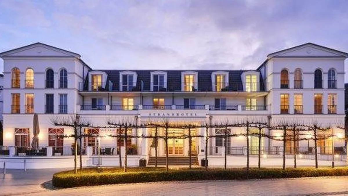 9452fdf30740-Strandhotel-Zingst-Foto-Strandhotel-Zingst-Christian-Perl Strandhotel Zingst Foto Strandhotel Zingst Christian Perl