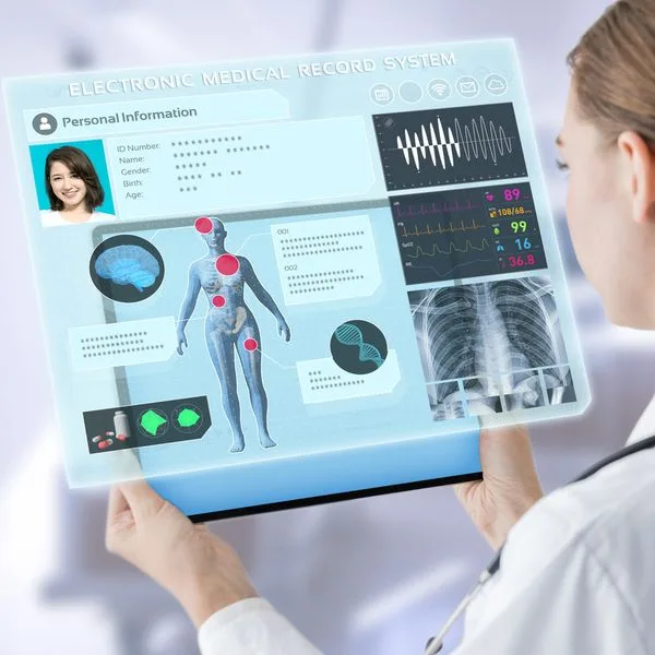 Elektronische Pateintenakte EPA Foto iStock metamorworks