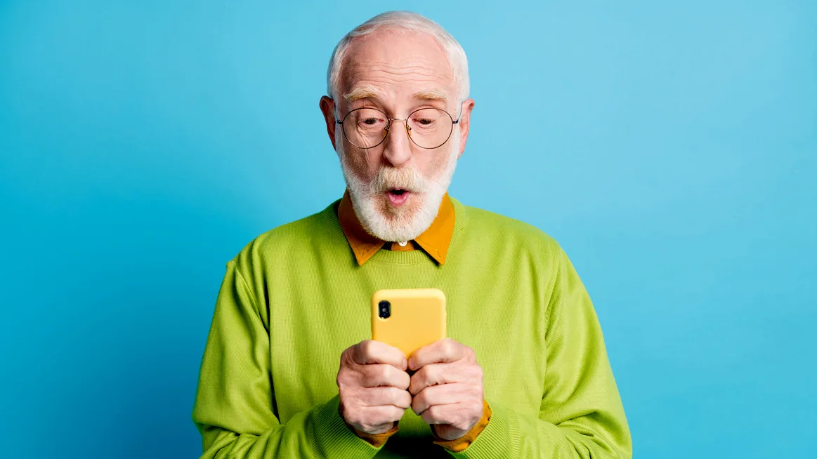241e46e1919e-Senioren-Smartphone-Social-Media-iStock-Deagreez Senioren Smartphone Social Media iStock Deagreez.jpg