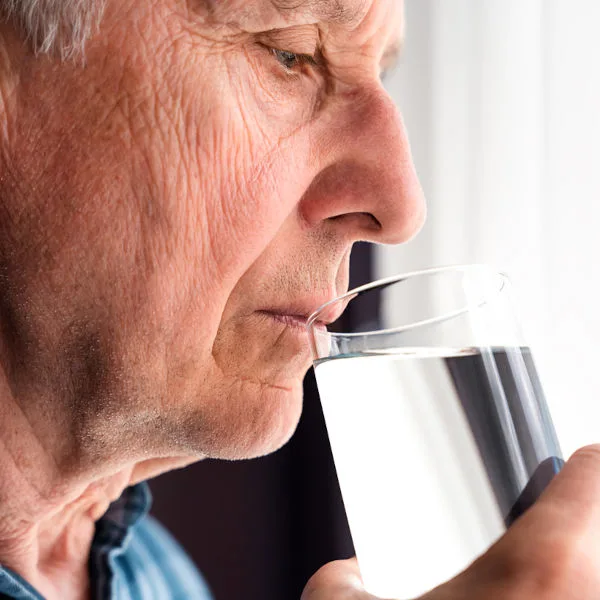 Wasserglas Trinken Flüssigkeitszufuhr