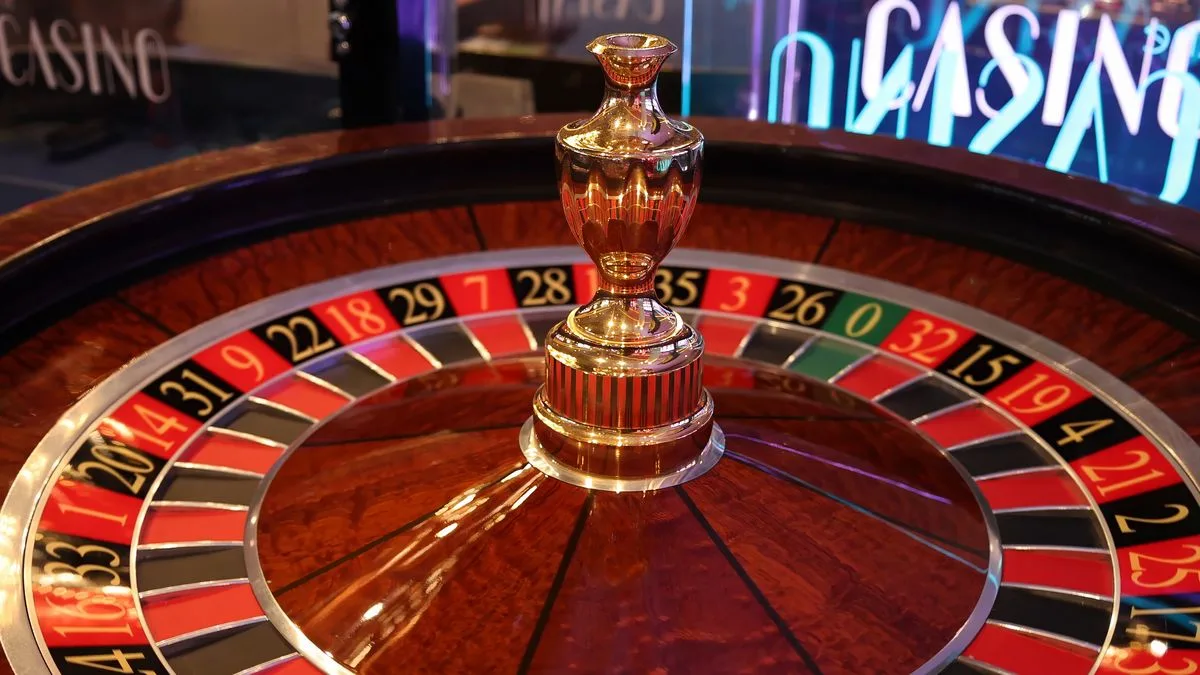 737b619ab5f7-Casino-Roulette-Symbol-iStock-Elijah-Lovkoff Casino Roulette Symbol Foto iStock Elijah Lovkoff