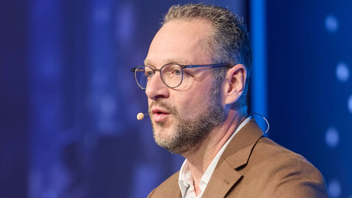 Mirschel Alexander Realizing Progress Foto RTG Summit Max Wyrrwa Alexander Mirschel von Realizing Progress sieht bekannte Geschäftsmodelle und Arbeitsweisen im Reisevertrieb vor dem Aus