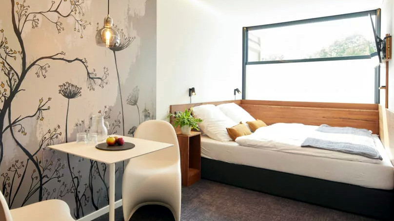 Tin Inn Containerhotel Zimmer.jpg