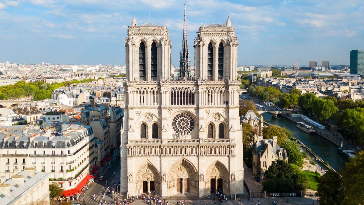Frankreich Paris Notre Dame Foto iStock Saiko3P