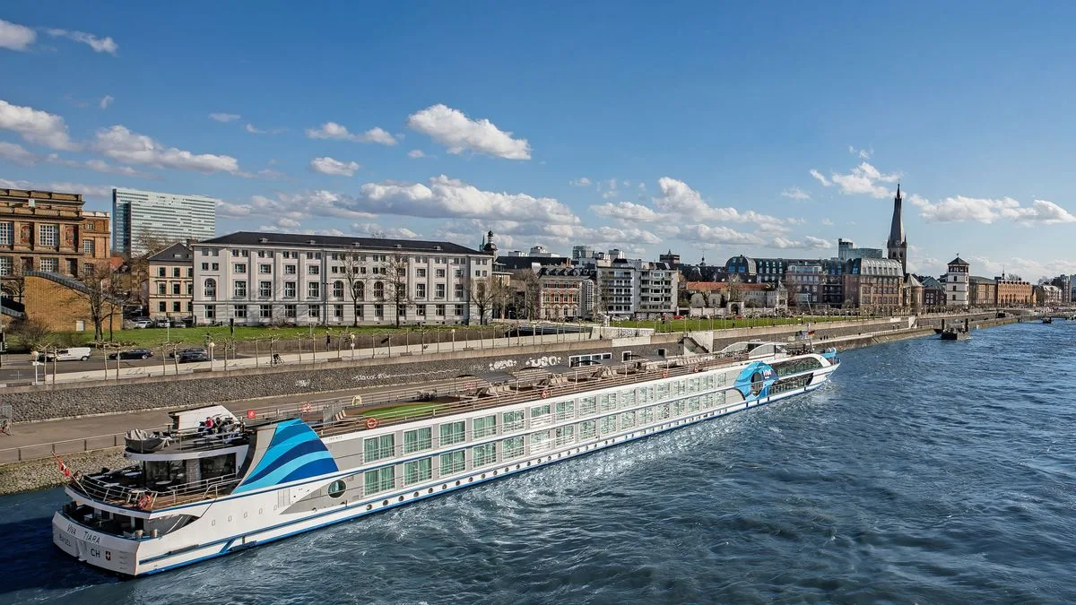 9ab8b02c1635-Viva-Riverside-Hotelschiff-Foto-VIVA-Cruises Viva Riverside Hotelschiff Foto VIVA Cruises