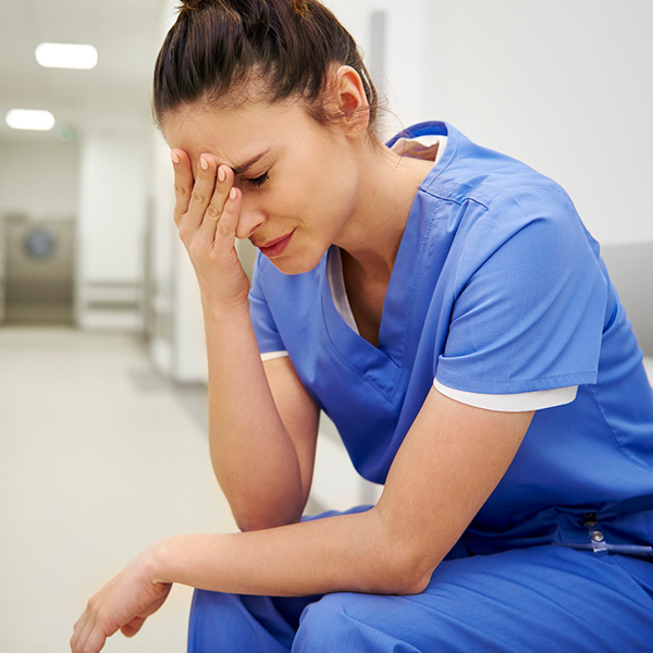 Pflegekraft Stress Foto iStock DAK.jpg