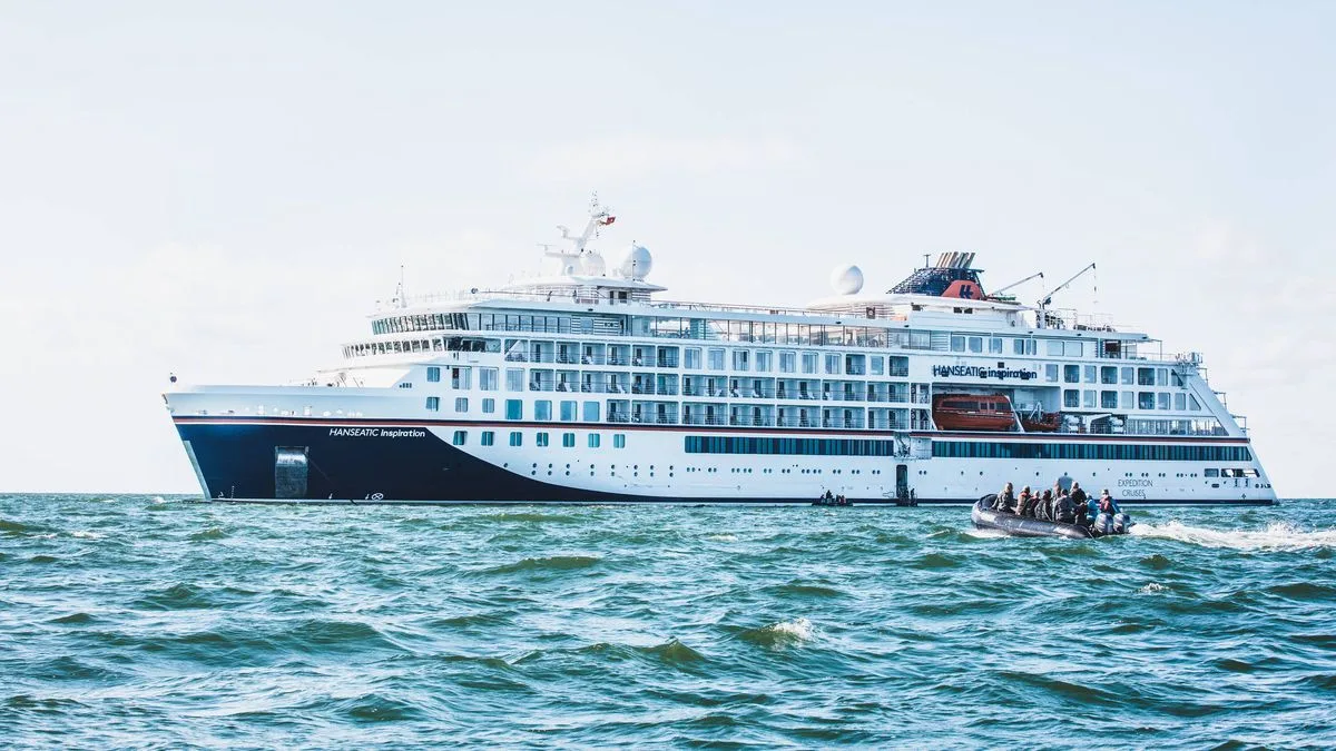 Hapag-Lloyd Hanseatic Inspiration Foto Hapag-Lloyd Hapag-Lloyd Hanseatic Inspiration Foto Hapag-Lloyd