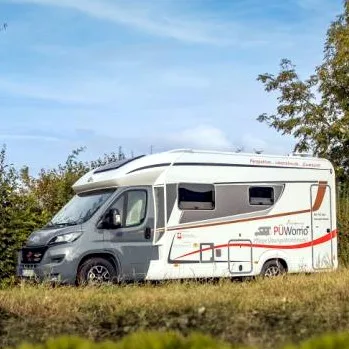 Caritas Pflegeübungs-Wohnmobil.jpg