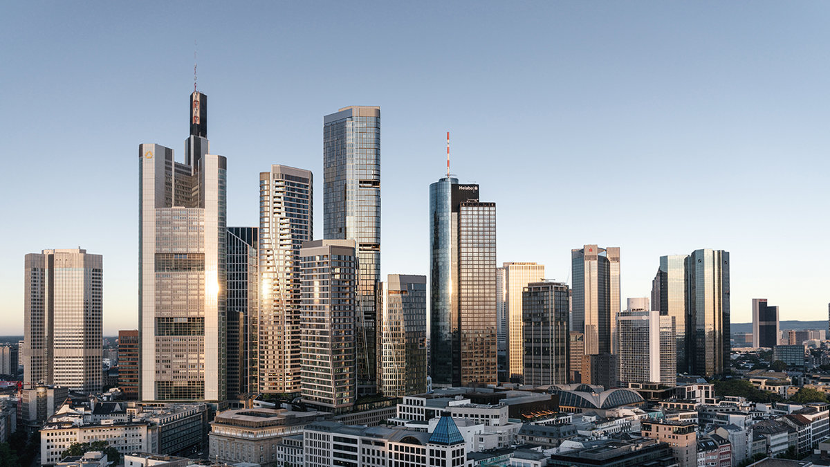 Radisson Collection Frankfurt Skyline Foto Groß & Partner