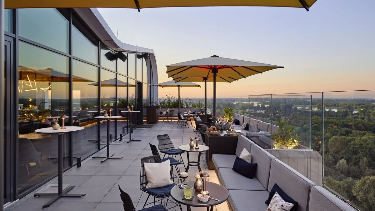 27b5a833383d-Lindner-Congress-Hotel-Skybar-Foto-Lindner-Hotels Lindner Congress Hotel Skybar Foto Lindner Hotels