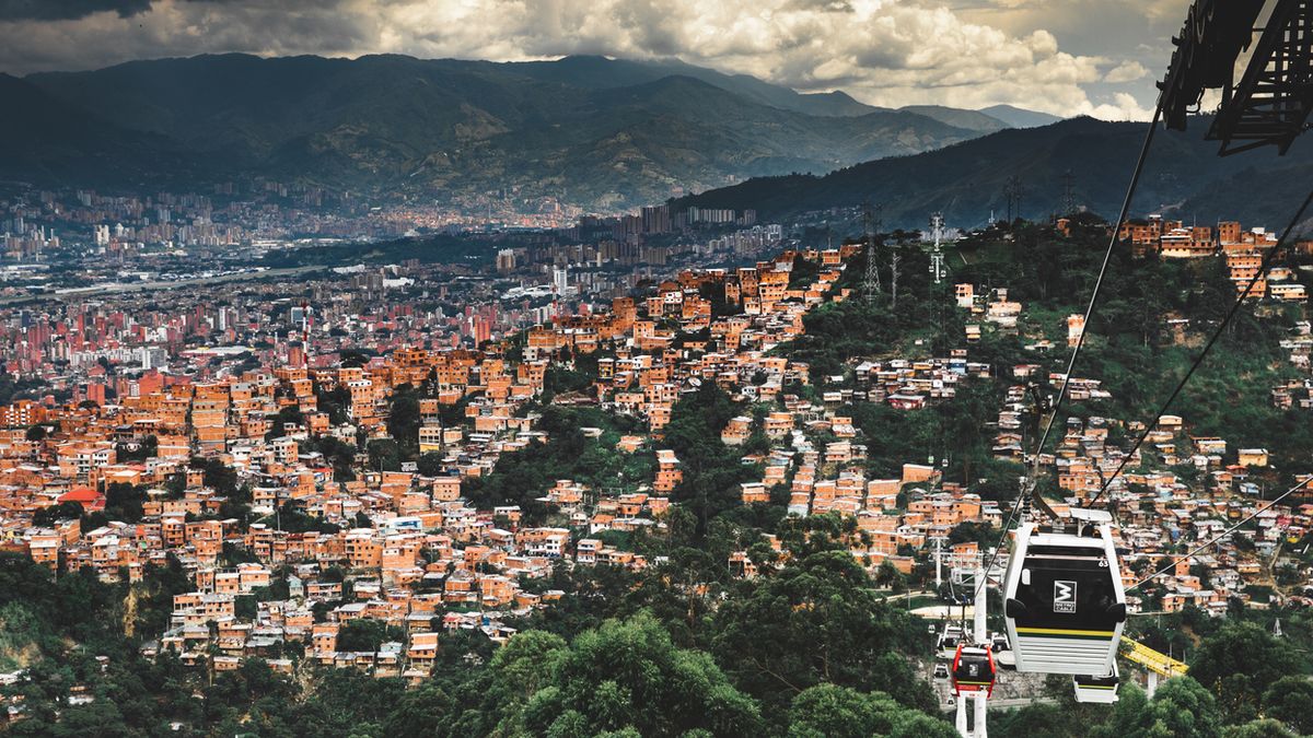 Kolumbien medellin Foto istock Charl Folscher