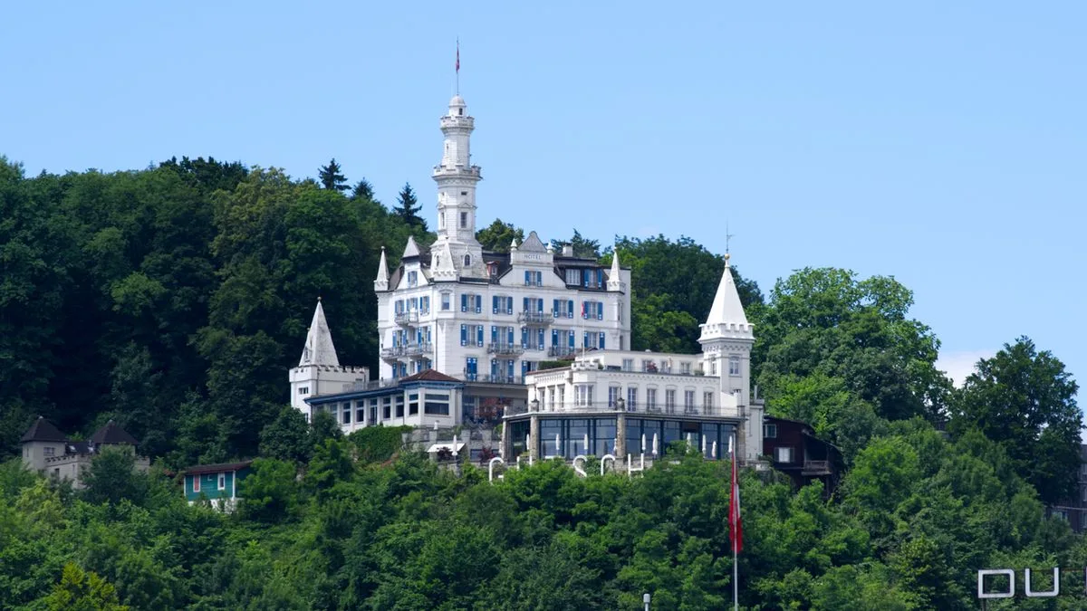 Hotel Gütsch Luzern Foto iStock Michael Derrer Fuchs Hotel Gütsch Luzern Foto iStock Michael Derrer Fuchs