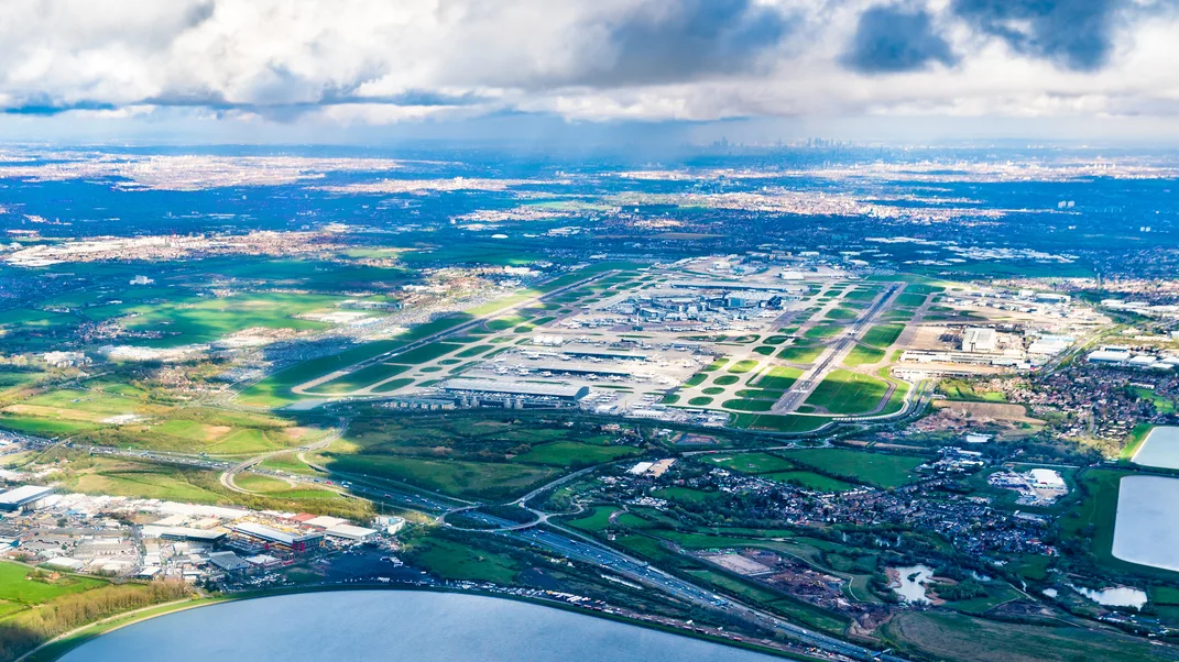 fba24adc8353-Flughafen-London-Heathrow-iStock-Leonid-Andronov-1193349826 Flughafen London-Heathrow