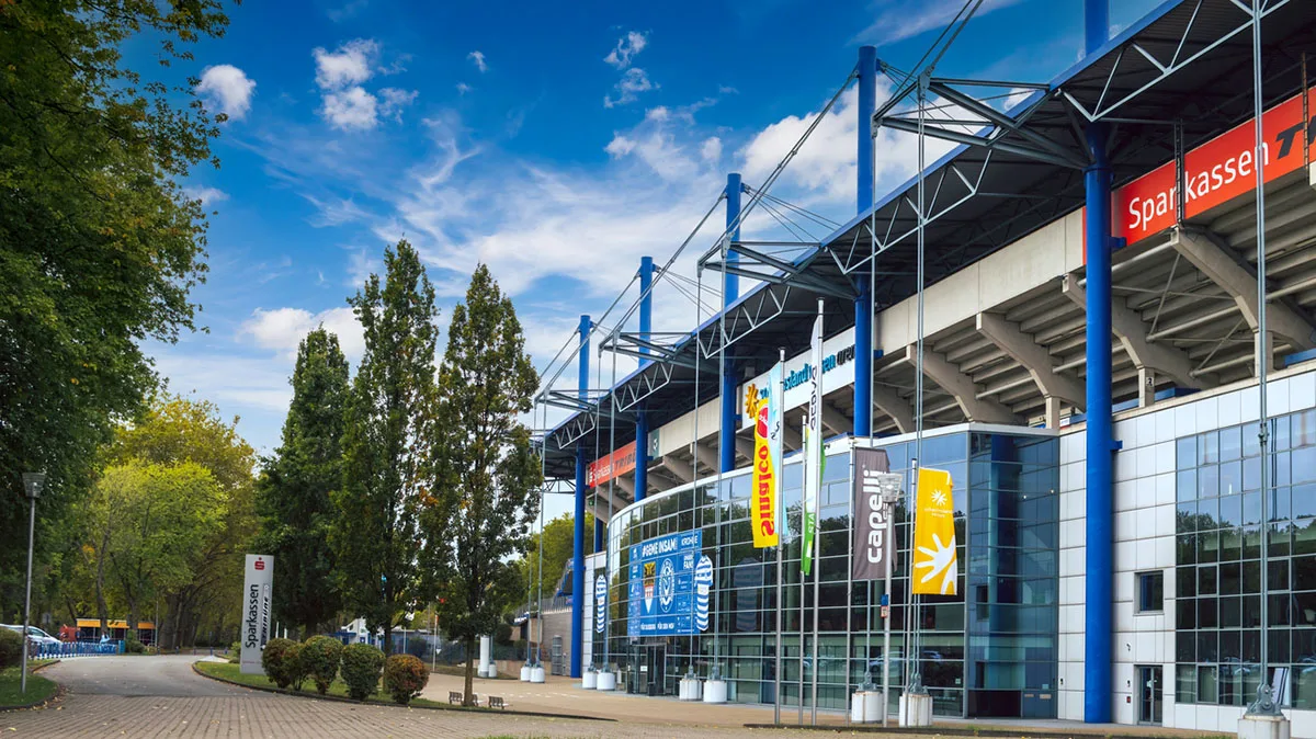 7f1df0ff7b7a-MSV-Duisburg-Stadion-iStock-taranchic-1366855425 MSV Duisburg Stadion