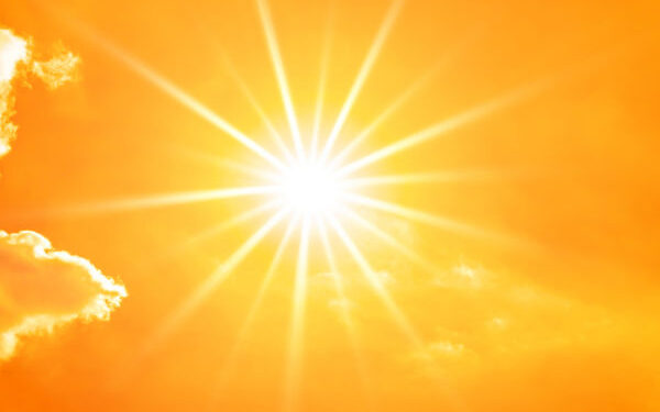 Sonne Hitze Hitzewelle Die tatsächlichen Auswirkungen des Hitzesommers könnten noch größer sein: Für die Zeit von Mitte Mai bis Mitte August errechnete das RKI eine Übersterblichkeit von rund 20.500 Menschen